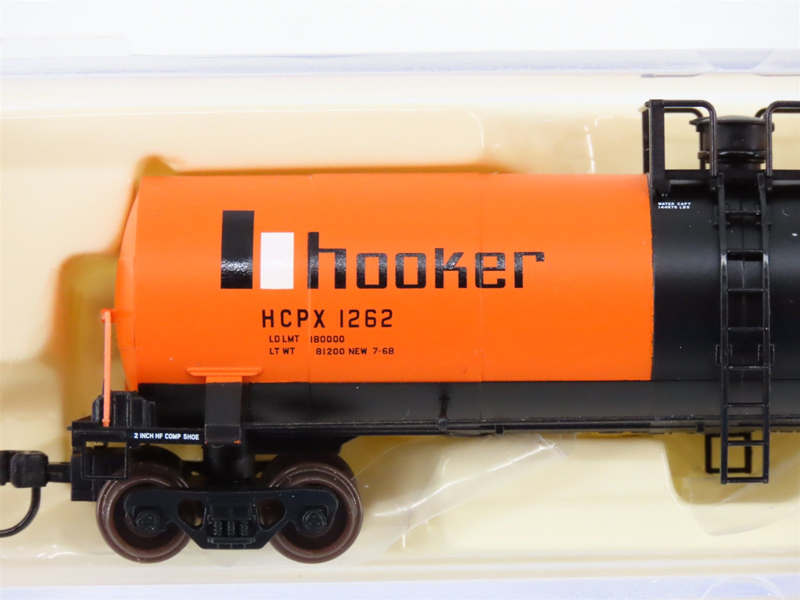 N Scale Atlas 40551 HCPX Hooker Chemical Tank Car 1262