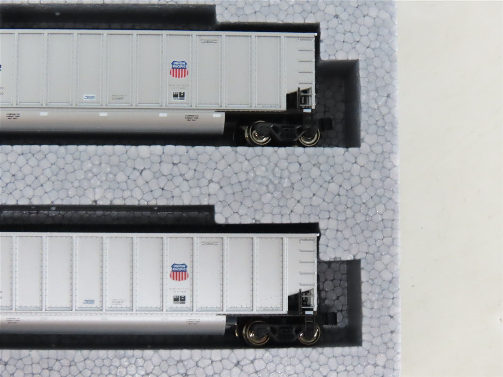 N Scale KATO 106-4604 UP Union Pacific BethGon Coalporter 8-Car Set