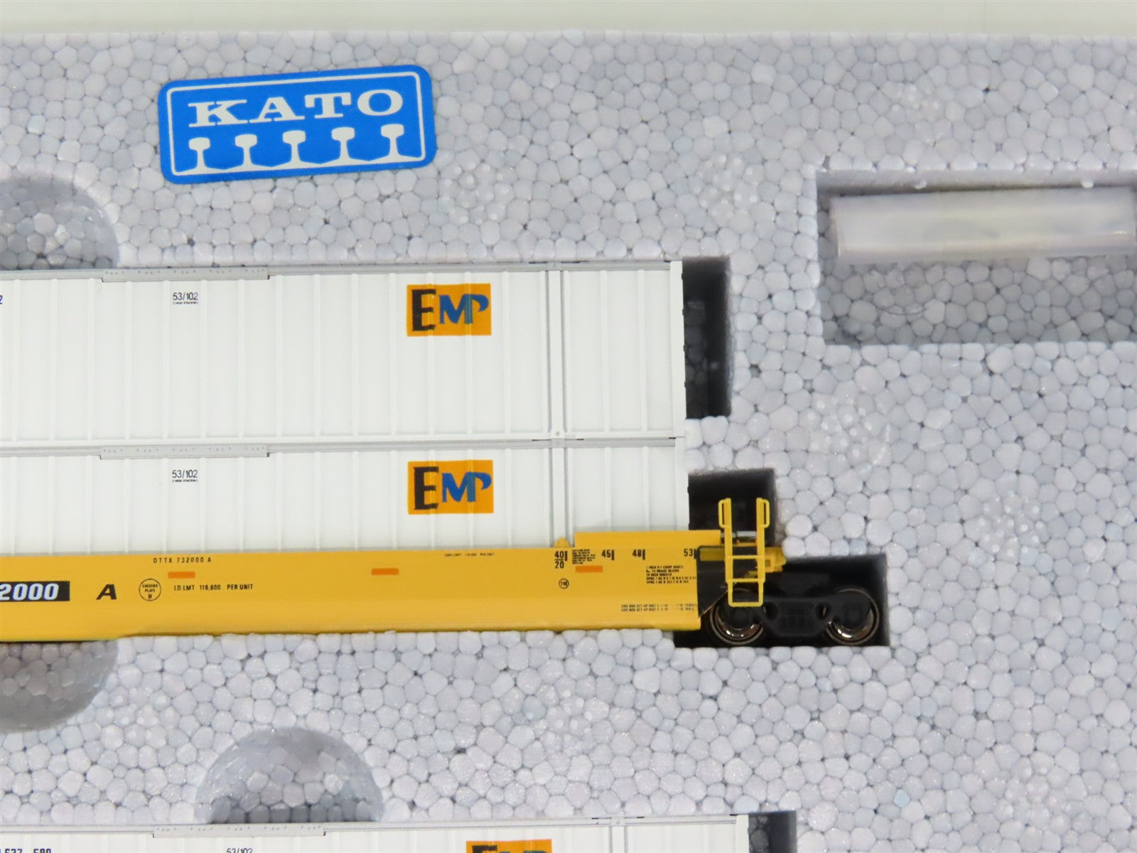 N Scale KATO 106-6116 #3 TTX Gunderon MAXI-IV Double Stack 3-Unit Car