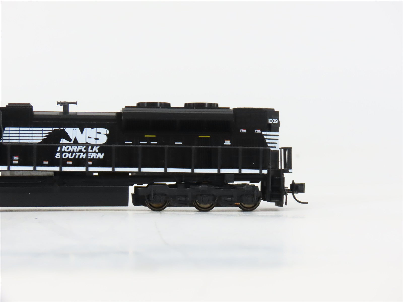 N Scale Kato 176-8507 NS Norfolk Southern SD70ACe Diesel Locomotive #1009 wDCC