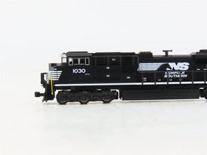 N Scale Kato 176-8514 NS Norfolk Southern SD70ACe Diesel Locomotive #1030
