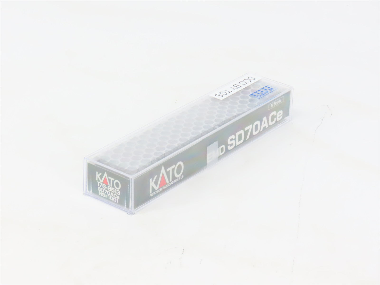 N Scale Kato 176-8513 NS Norfolk Southern SD70ACe Diesel Locomotive #1001 wDCC