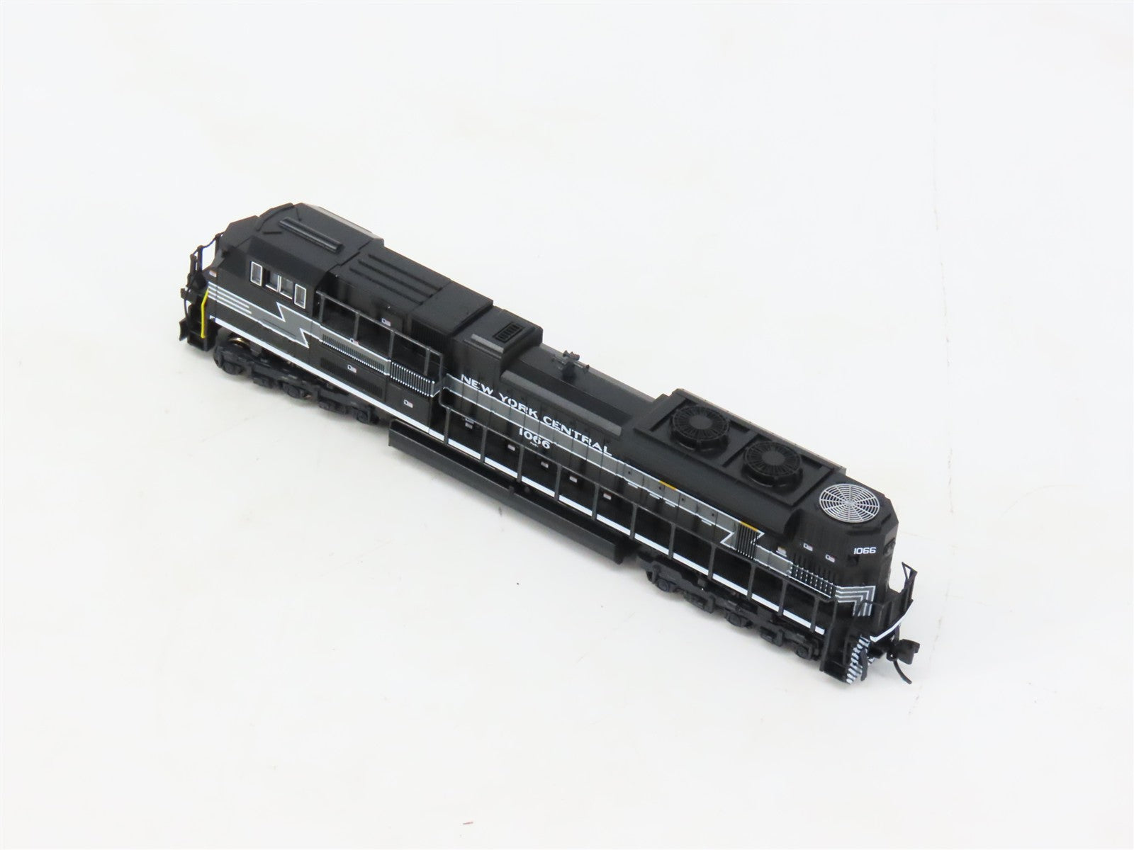 N Scale Kato 176-8504 NS New York Central Heritage SD70ACe Diesel #1066 wDCC