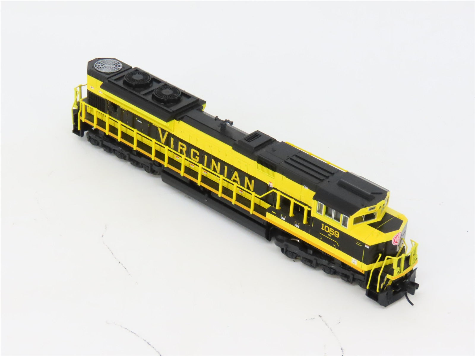 N Scale Kato 176-8505 NS Virginian Heritage SD70ACe Diesel Locomotive #1069 wDCC