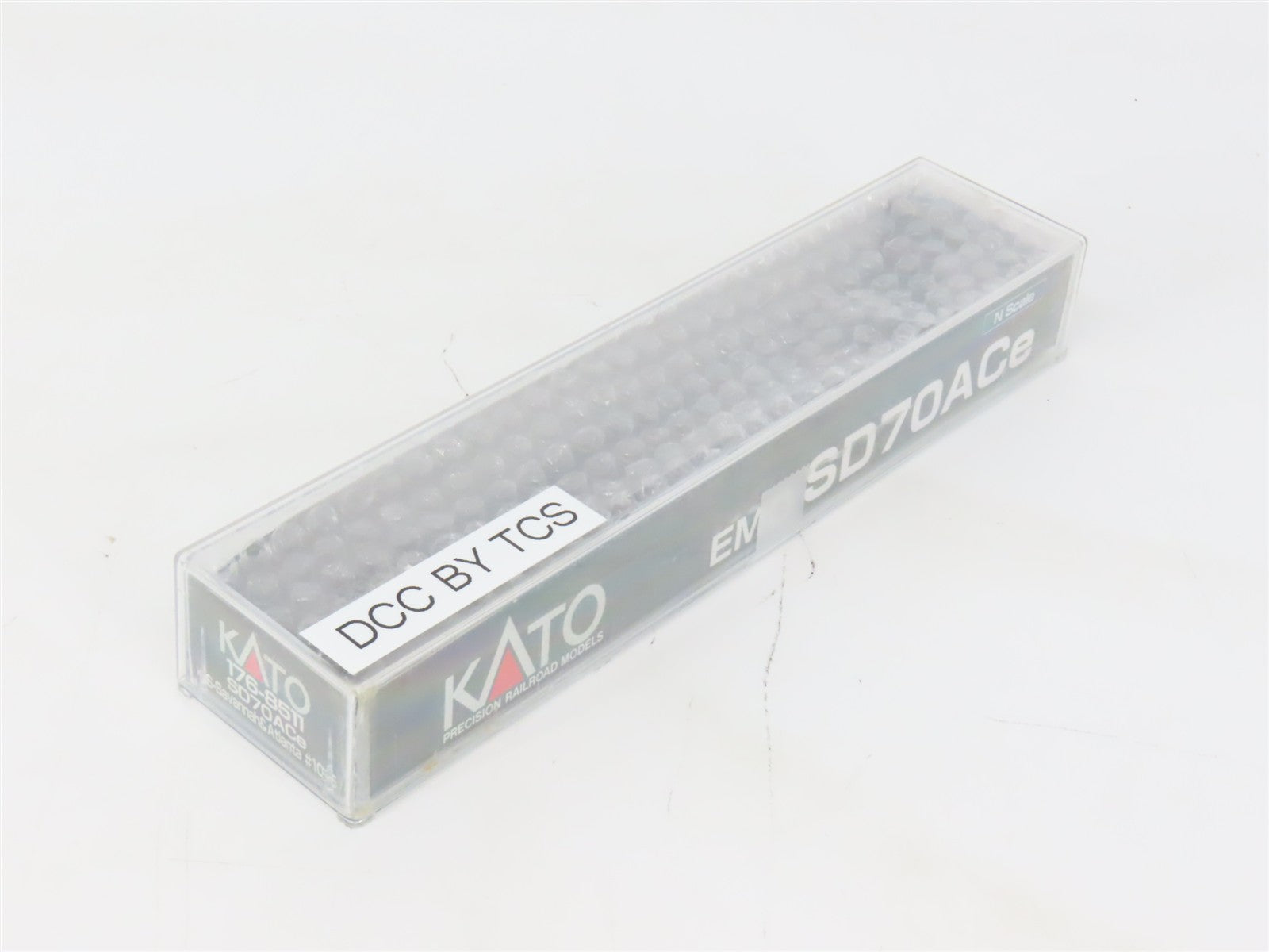 N Scale Kato 176-8511 NS Savannah & Atlanta Heritage SD70ACe Diesel #1065 wDCC