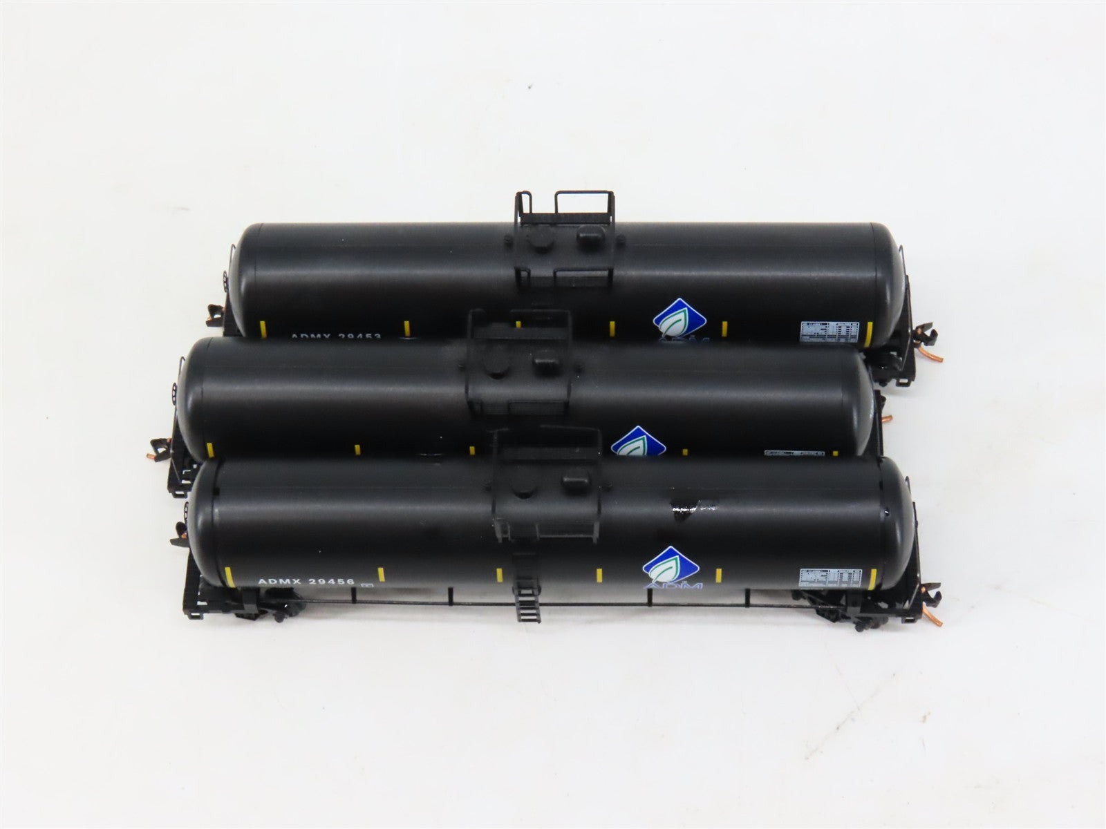 N Scale Micro-Trains MTL 99300137 ADMX 56' General Tankcar 3-Car Runner Pack