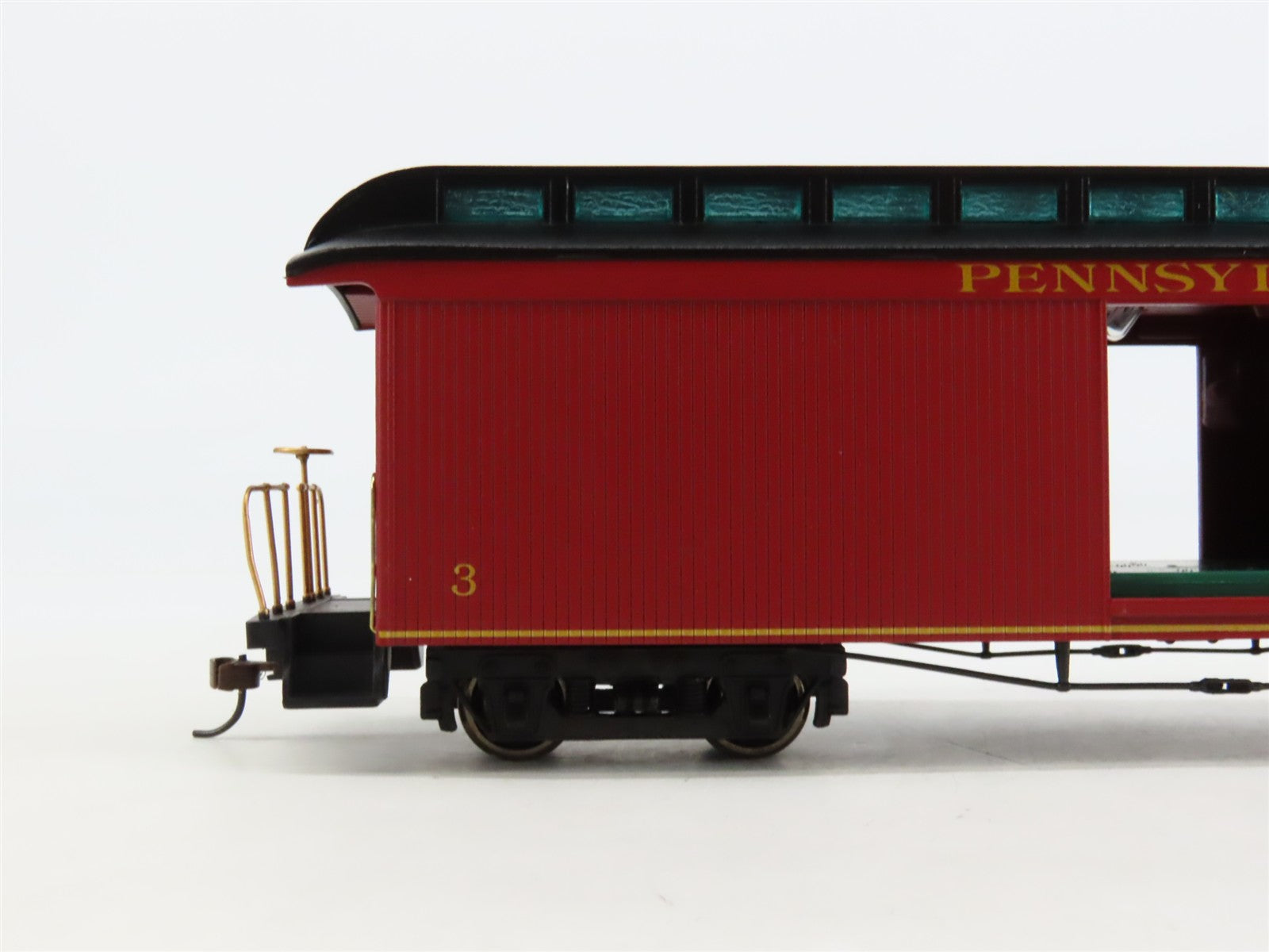 On30 Scale Bachmann 26414 PRR Pennsylvania Baggage Passenger Car #3 wLights