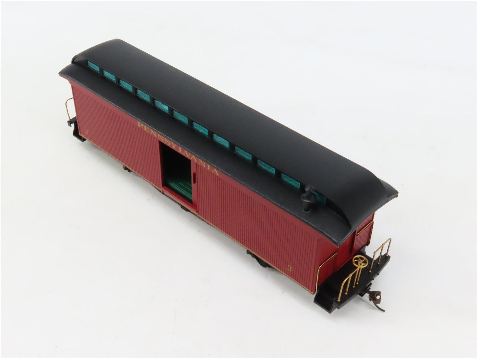 On30 Scale Bachmann 26414 PRR Pennsylvania Baggage Passenger Car #3 wLights