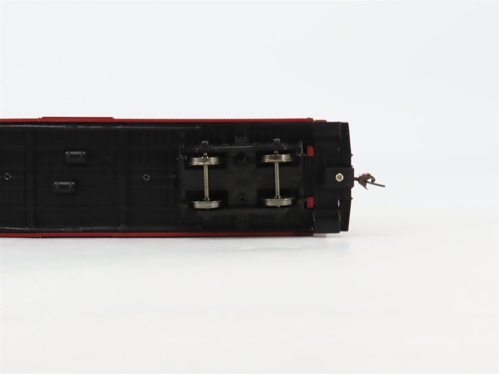 On30 Scale Bachmann 26414 PRR Pennsylvania Baggage Passenger Car #3 wLights