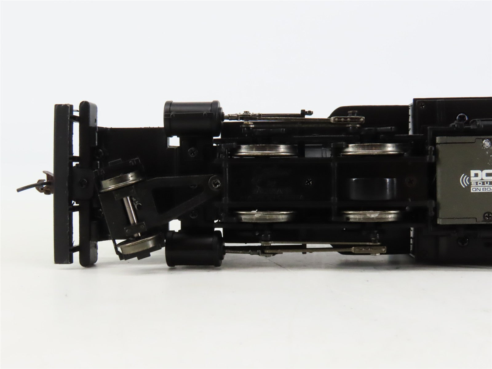 On30 Scale Bachmann 25498 Unlettered 2-4-4 Steam Locomotive wDCC & Sound