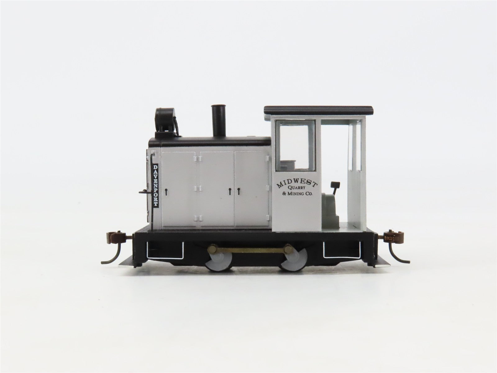 On30 Scale Bachmann 28161 Midwest Quarry & Mining 0-4-0 Gas Mechanical Loco wDCC