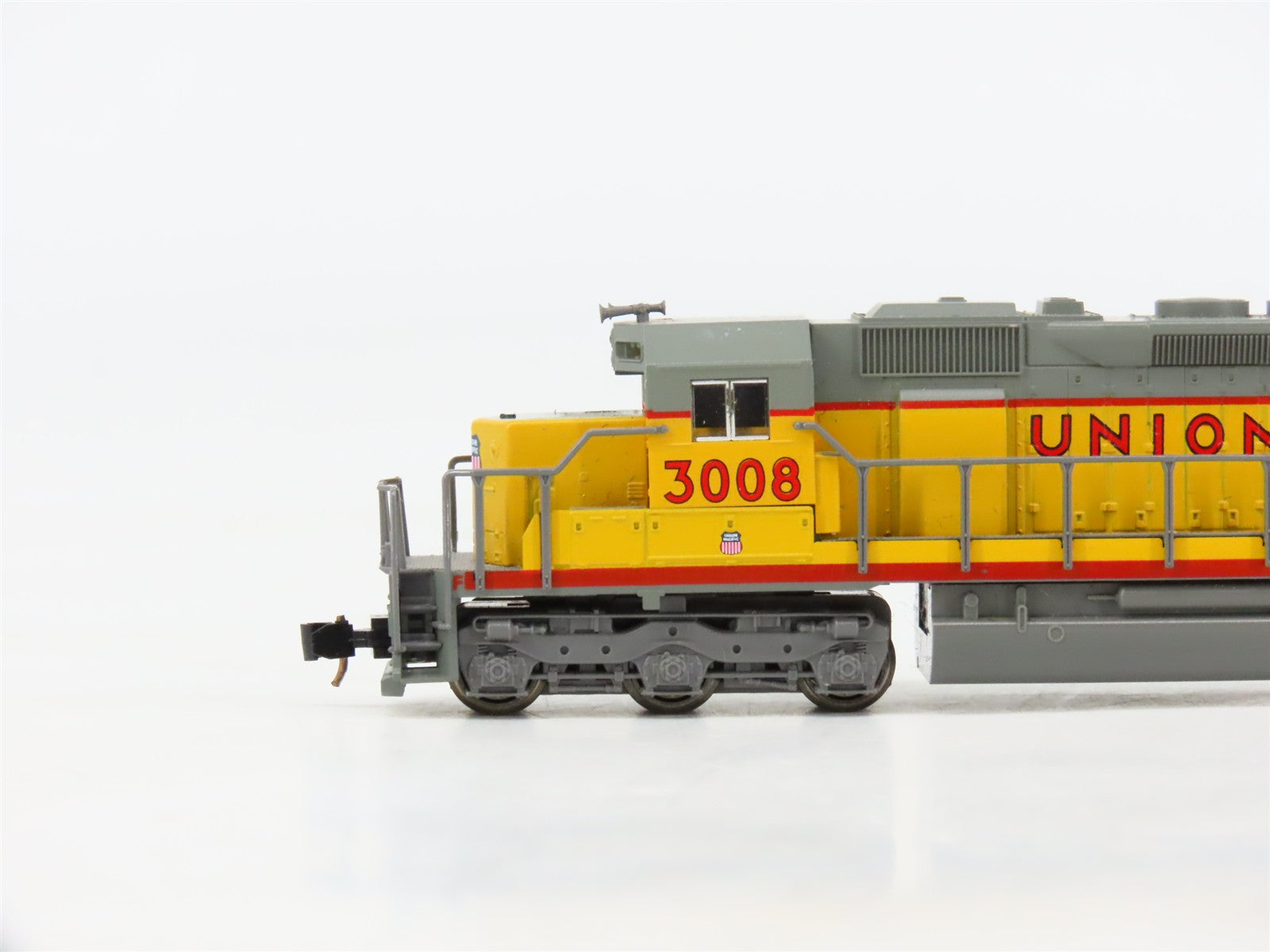 N Scale Kato UP Union Pacific SD40-2 Diesel Locomotive #3008 wDCC