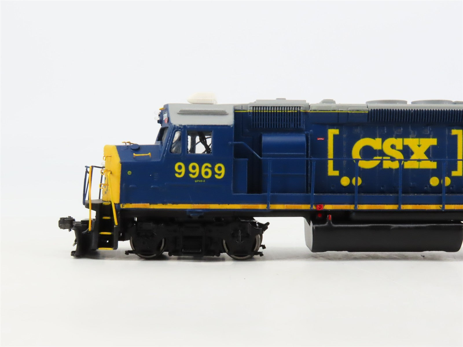 HO Scale Athearn CSX Railroad GP40WH-2 Diesel Locomotive #9969 CUSTOM