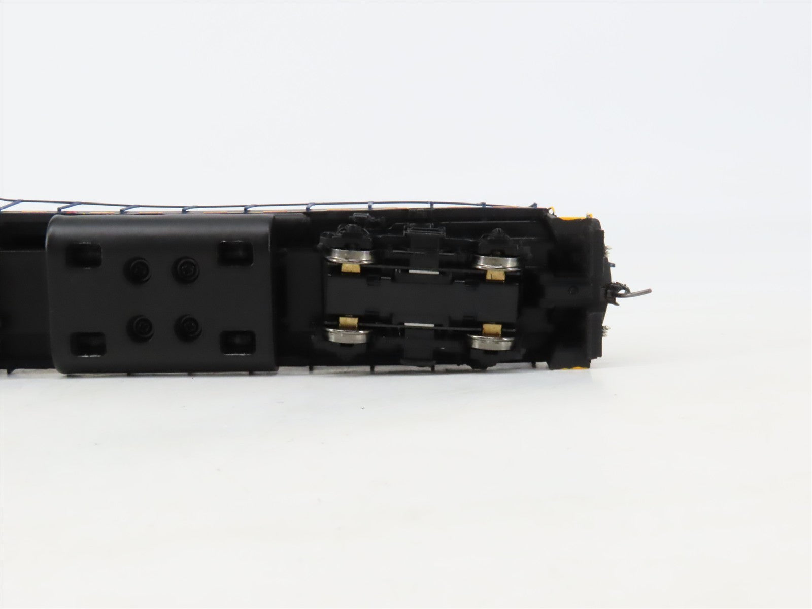 HO Scale Athearn CSX Railroad GP40WH-2 Diesel Locomotive #9969 CUSTOM