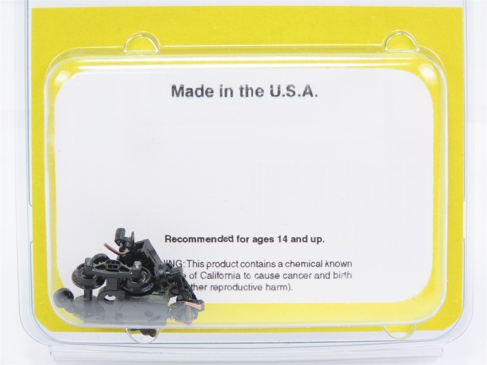 Z Scale Micro-Trains MTL 00402021 Bettendorf Trucks w/ Magne-Matic Couplers