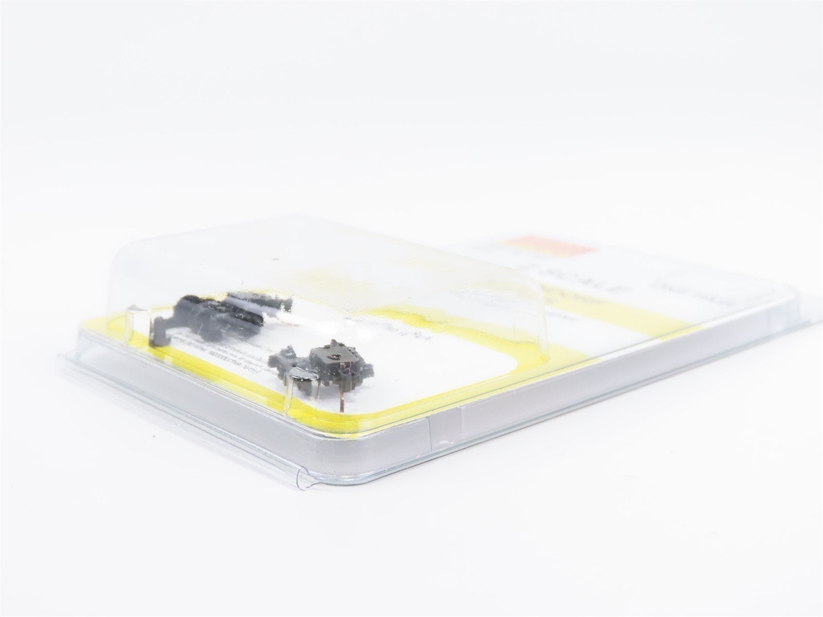 Z Scale Micro-Trains MTL 00402021 Bettendorf Trucks w/ Magne-Matic Couplers