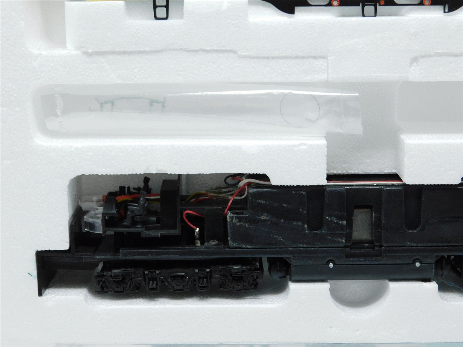 HO Scale Proto 2000 8706 DL&W Railway E8/9A Diesel Locomotive #814