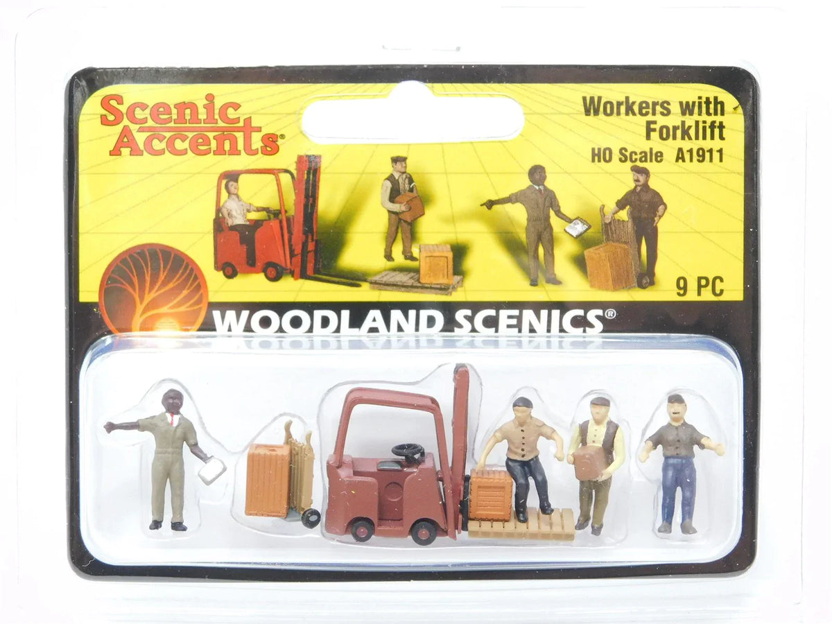 HO 1:87 Scale Woodland Scenics A1911 Workers w/ Forklift Scenery People Figures
