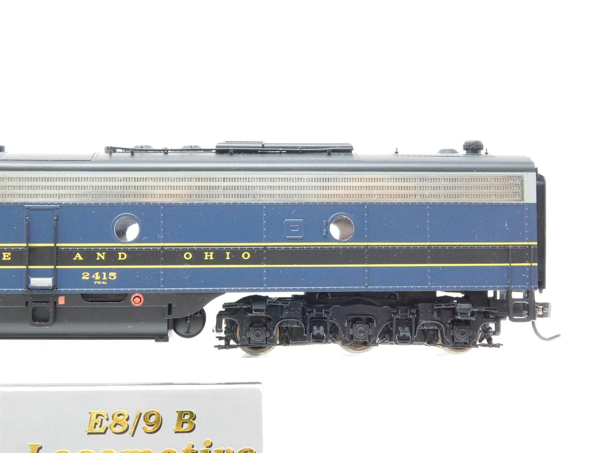 HO Walthers 920-31734 B&amp;O Baltimore &amp; Ohio E8/9B Diesel Unpowered Dummy #2415