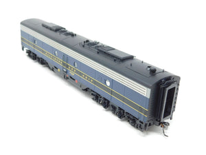 HO Walthers 920-31734 B&O Baltimore & Ohio E8/9B Diesel Unpowered Dummy #2415