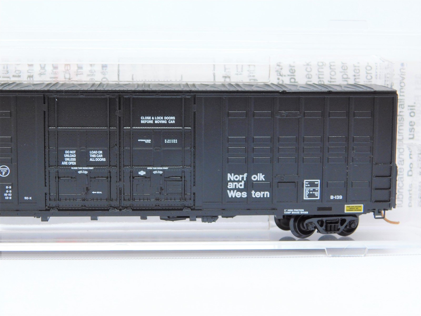 N Scale Micro-Trains MTL 103070 N&W Norfolk & Western 60' Box Car #604545