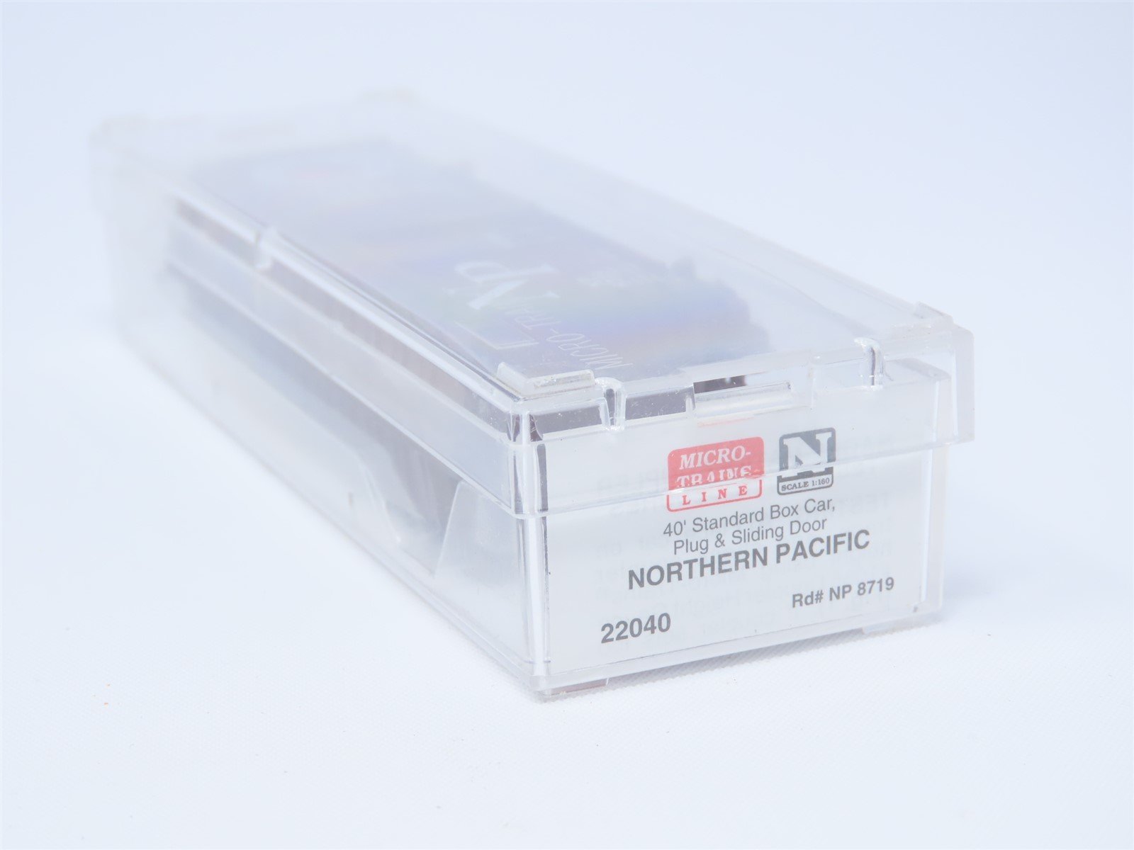 N Scale Micro-Trains MTL 22040 NP Northern Pacific 40' Box Car #8719