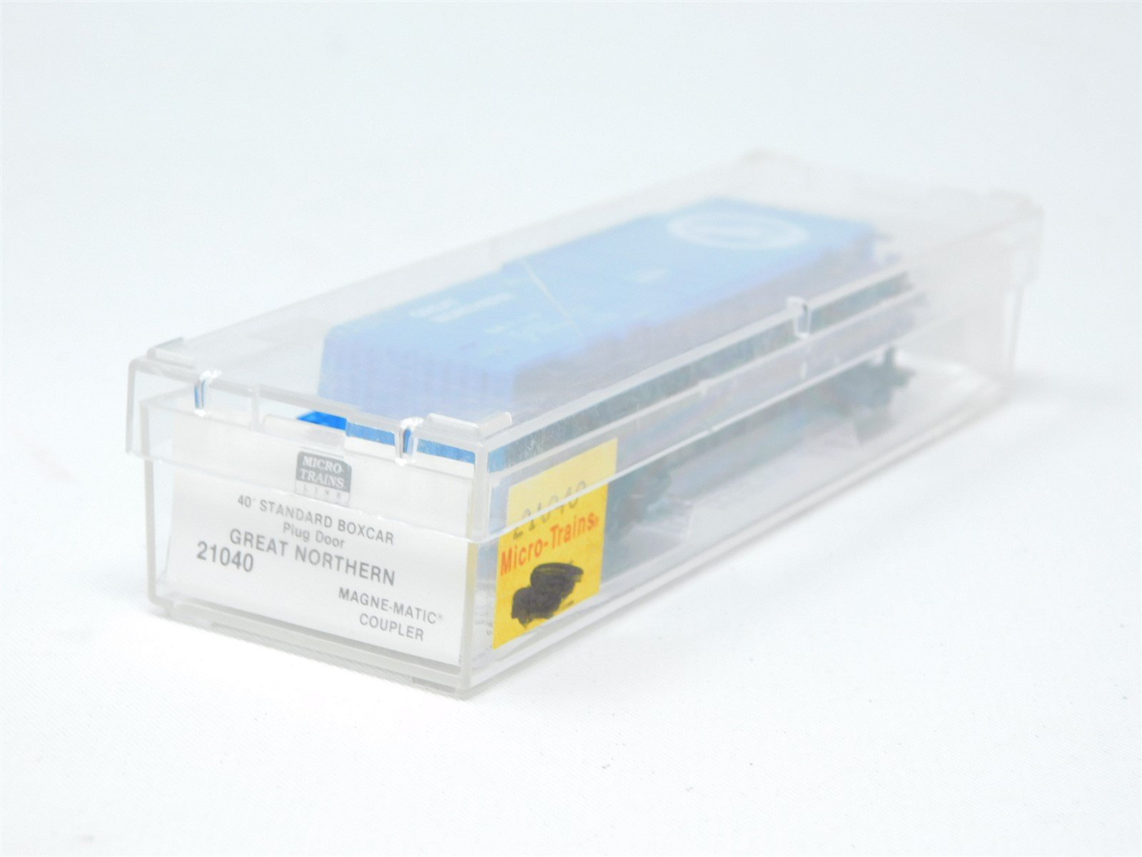 N Scale Micro-Trains MTL #21040 GN Great Northern 40' Plug Door Box Car #7136