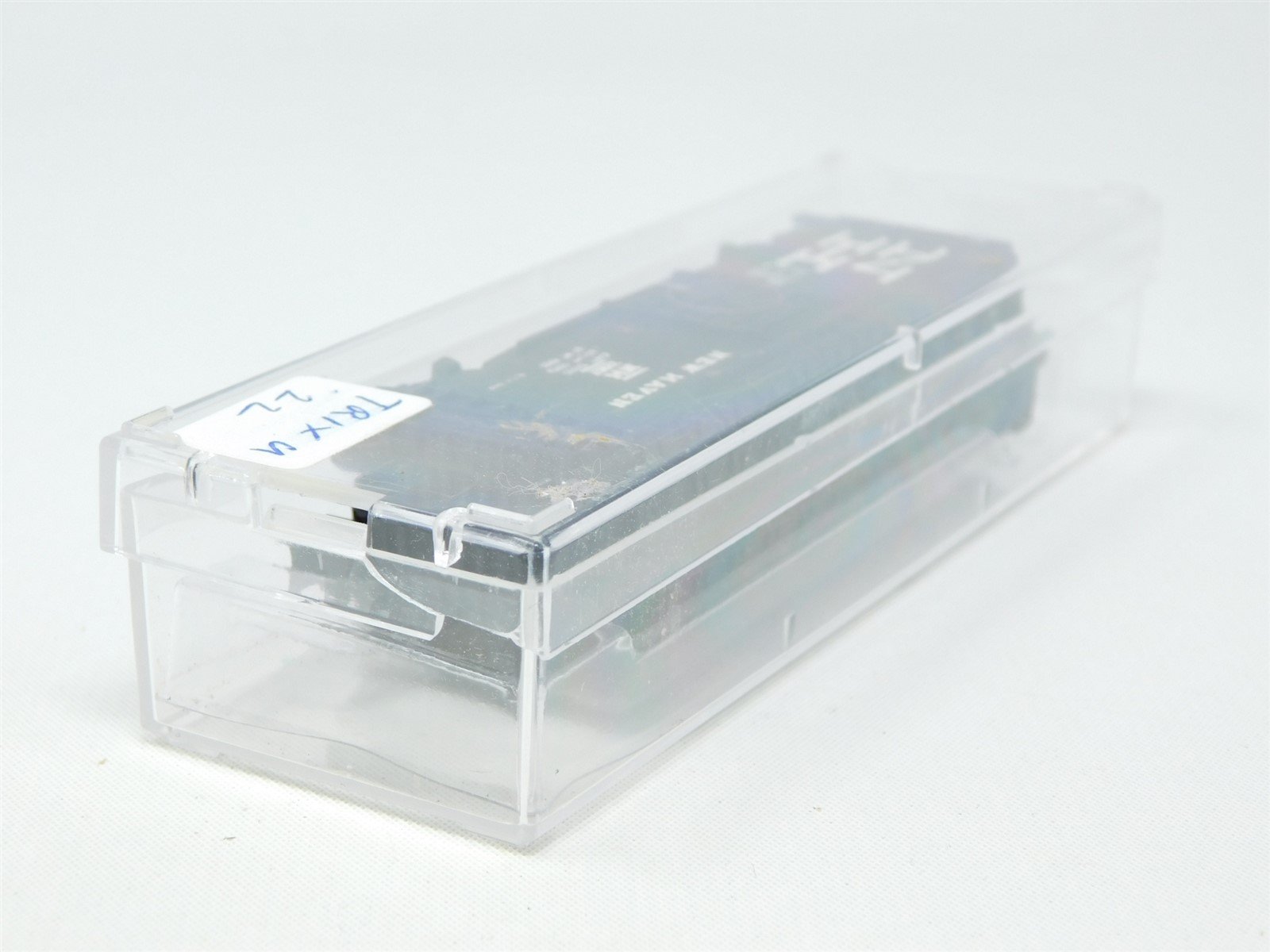 N Scale Minitrix 51320000 NH New Haven Single Door Steel Box Car #32957