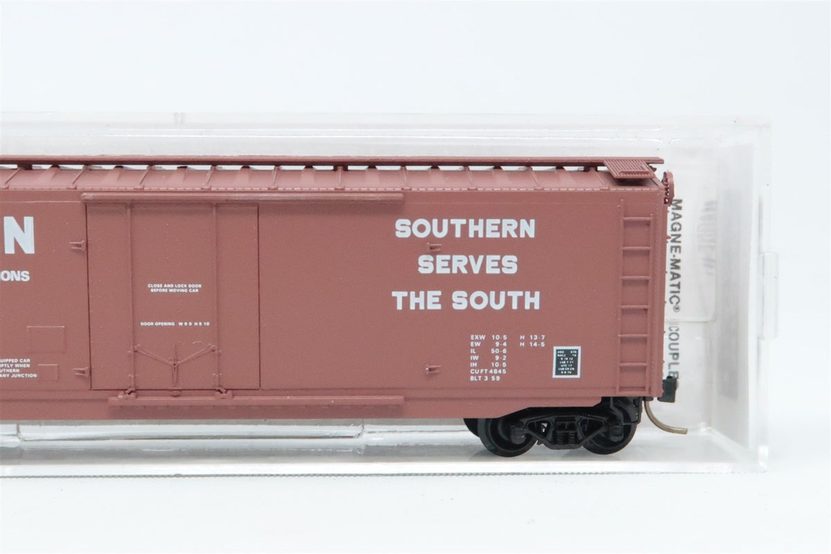 N Scale Micro-Trains MTL 32240 SOU Southern 50&#39; Plug Door Box Car #522626