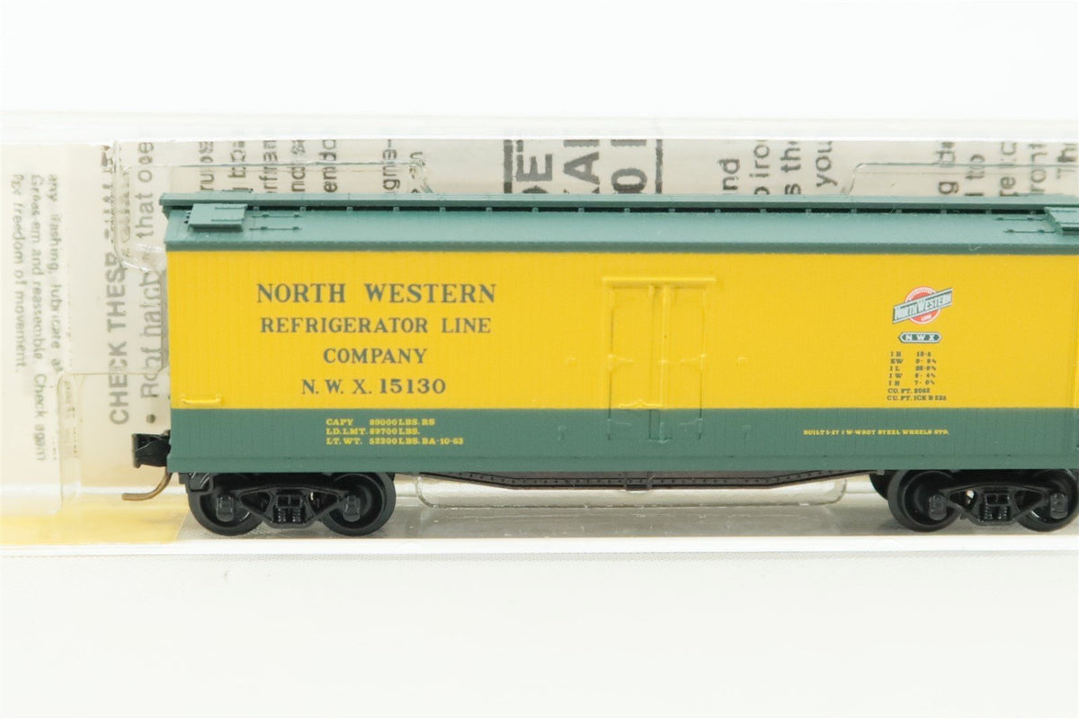 N Scale Micro-Trains MTL Kadee 49270 NWX North Western 40&#39; Wood Reefer #15130