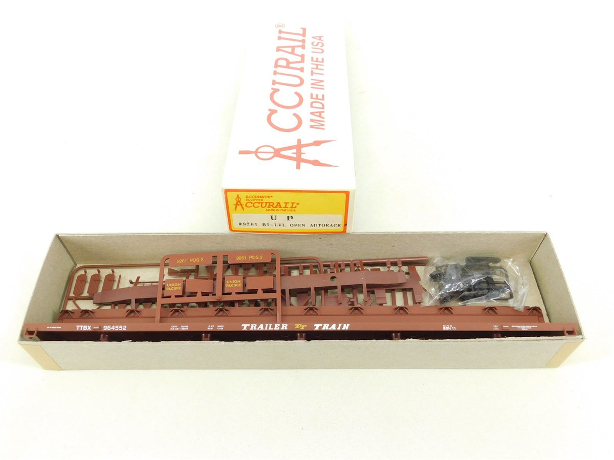 HO Scale Accurail Kit 9261 TTBX UP Union Pacific Bi-Level Auto Rack #964552