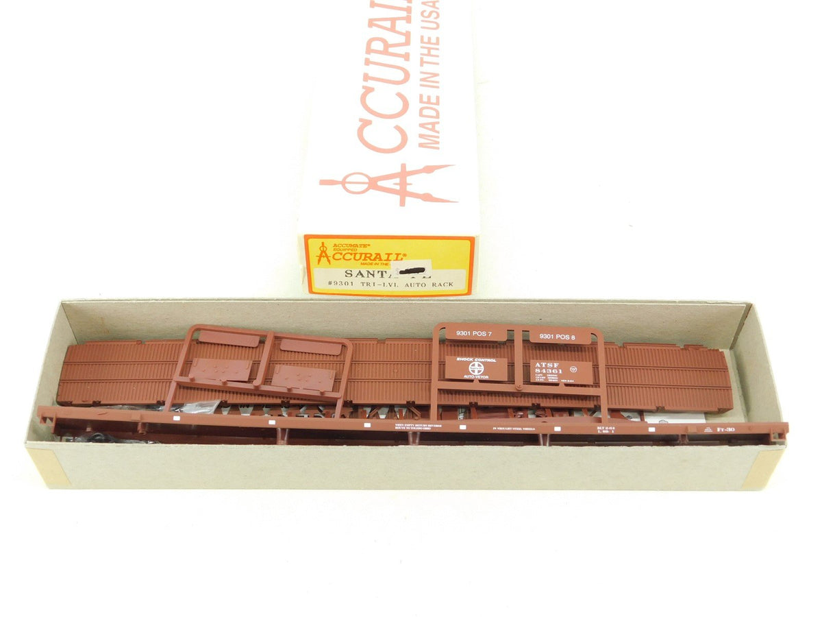 HO Scale Accurail Kit 9301 ATSF Santa Fe Tri-Level Auto Rack #84361