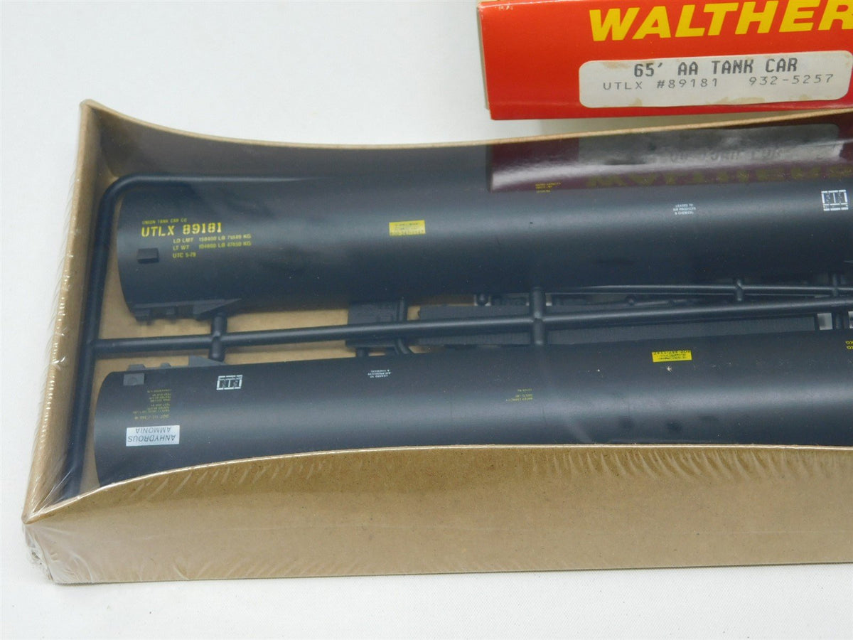 HO Scale Walthers Kit #932-5257 UTLX 65&#39; Anhydrous Ammonia Tank Car #89181