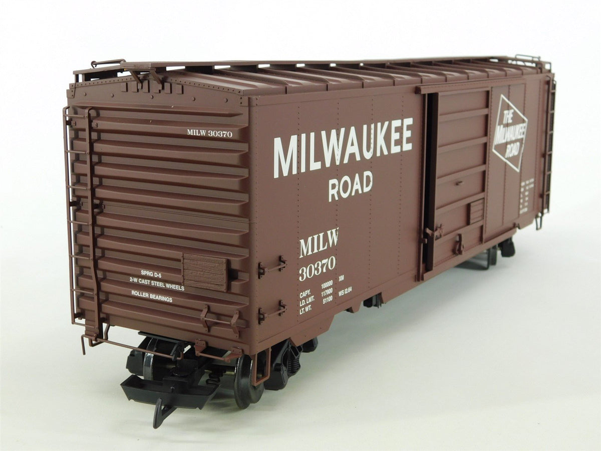G Scale USA Trains R19223B MILW Milwaukee Road 40&#39; Box Car #30370