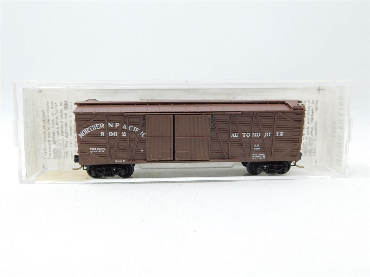 N Scale Micro-Trains MTL 29030 NP Northern Pacific 40&#39; Steel Box Car #8002