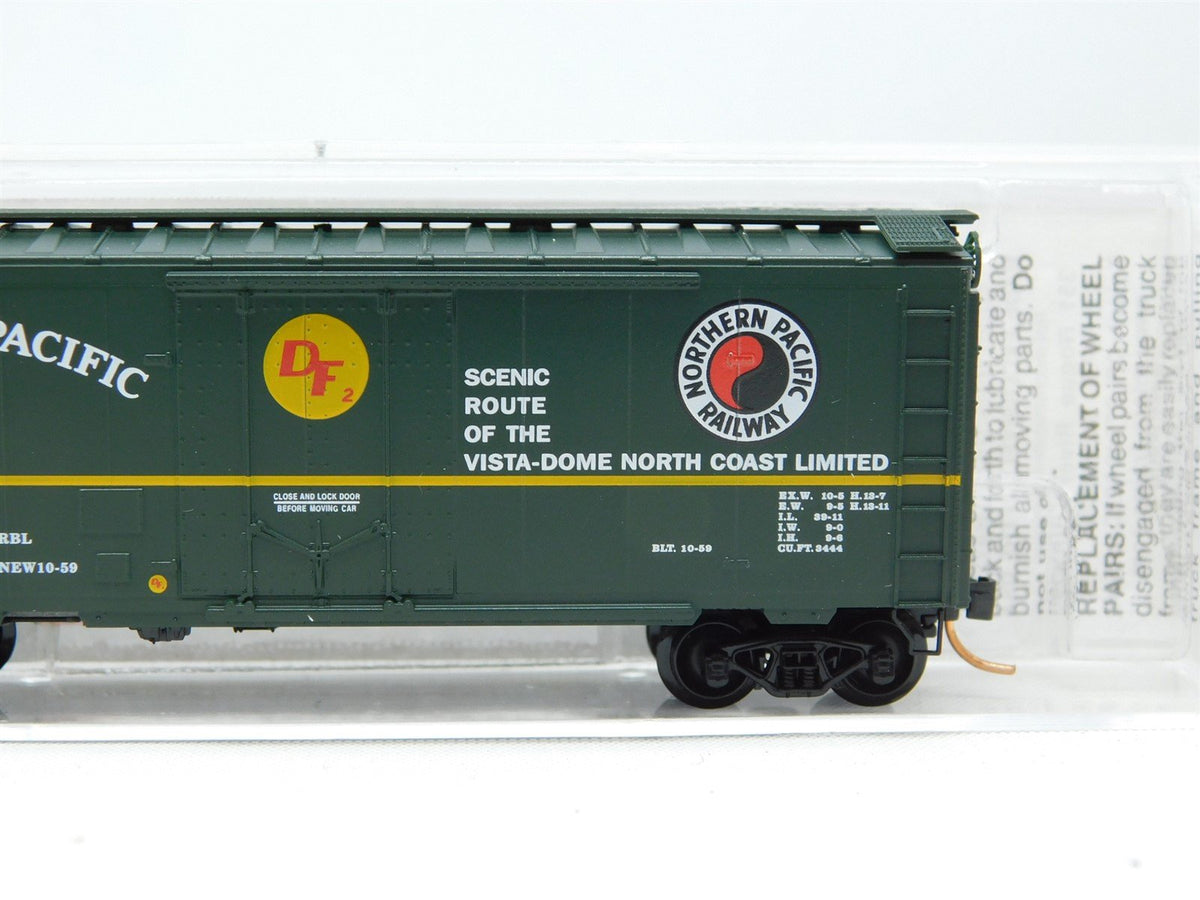 N Scale Micro-Trains MTL 21210 NP Northern Pacific 40&#39; Steel Box Car #98593