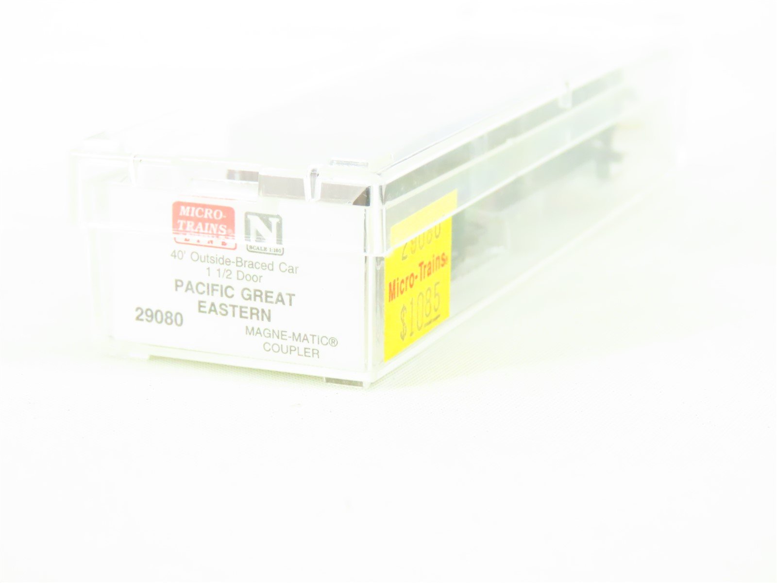 N Scale Micro-Trains MTL 29080 PGE Pacific Great Northern 40' Box Car #4101
