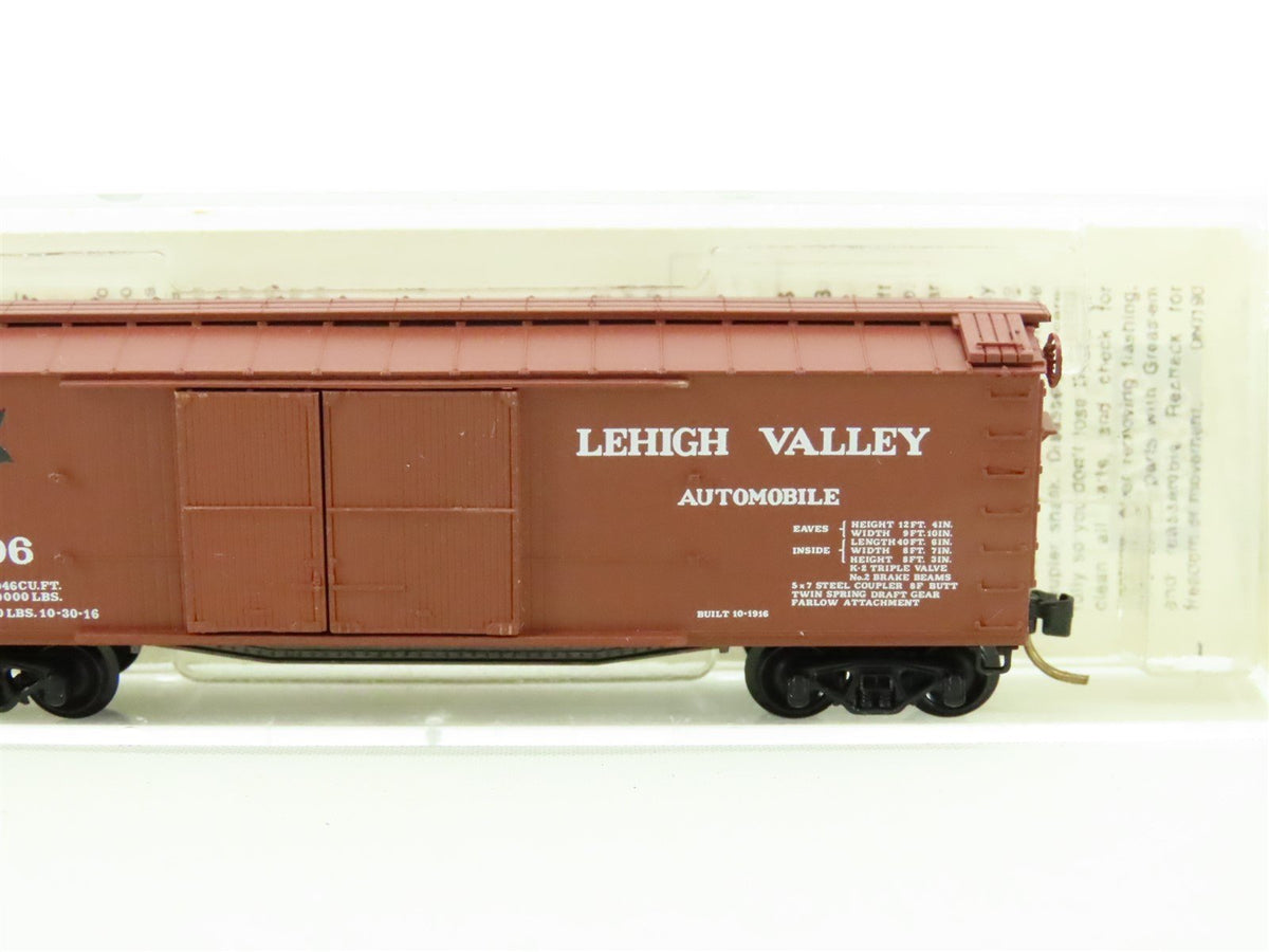 N Scale Micro-Trains MTL 43050 LV Lehigh Valley 40&#39; Wood Box Car #79006