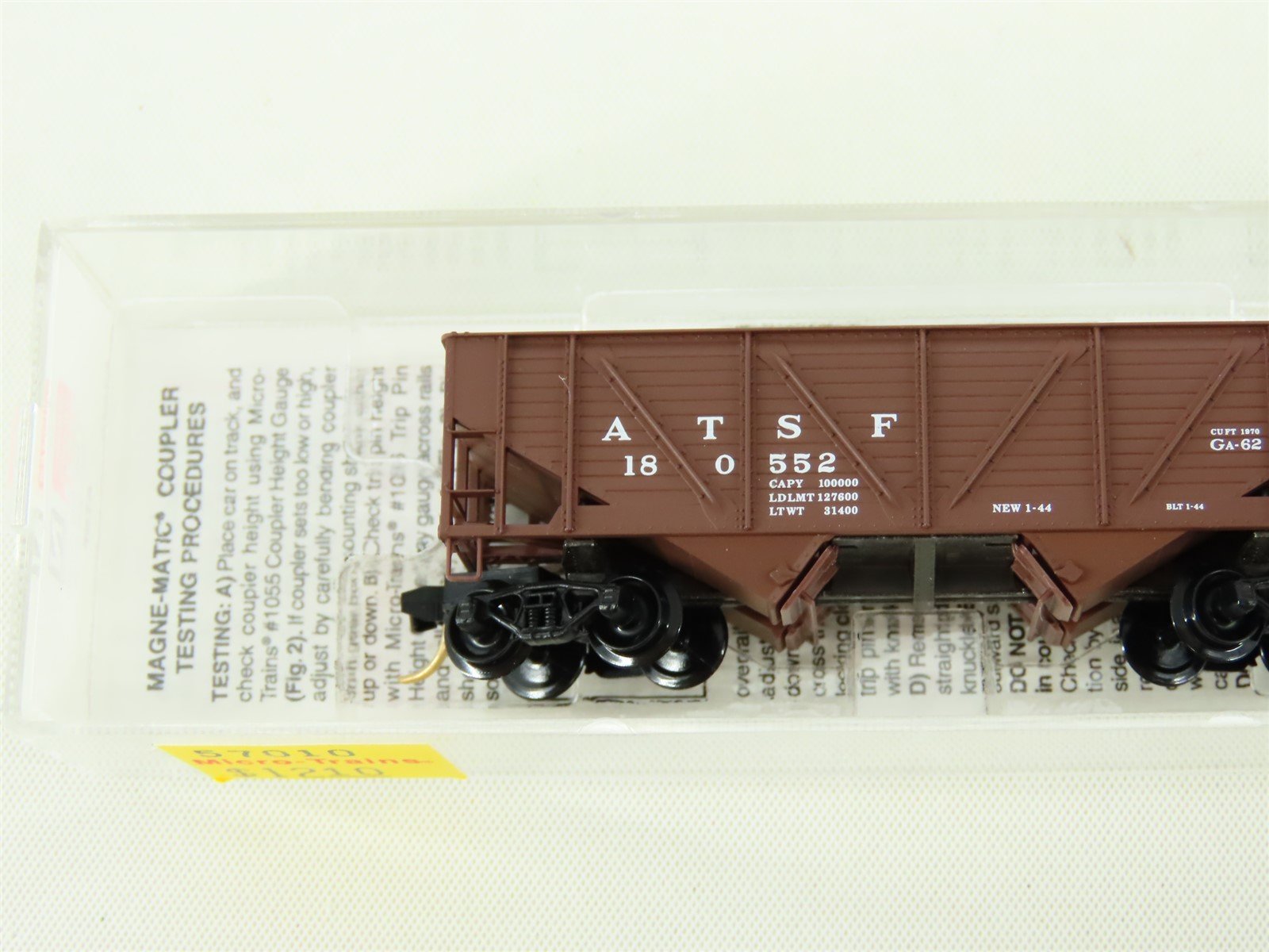 N Scale Micro-Trains MTL 57010 ATSF Santa Fe 2-Bay Open Top Hopper #180552