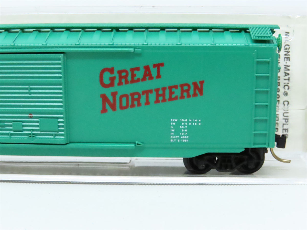 N Scale Micro-Trains MTL 33120 GN Great Northern 50&#39; Steel Box Car #36263