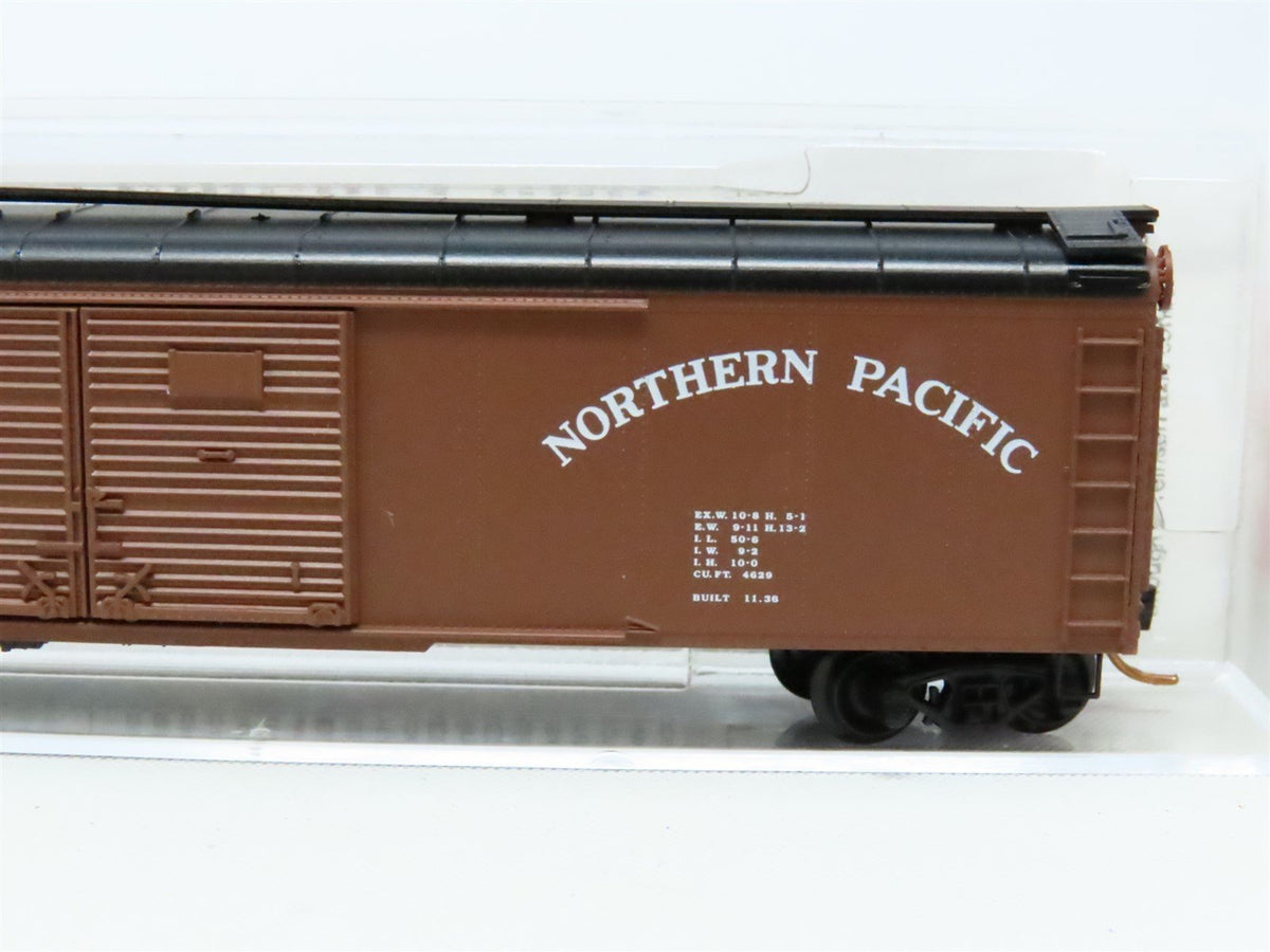 N Scale Micro-Trains MTL 79020 NP Northern Pacific 50&#39; Steel Box Car #39610