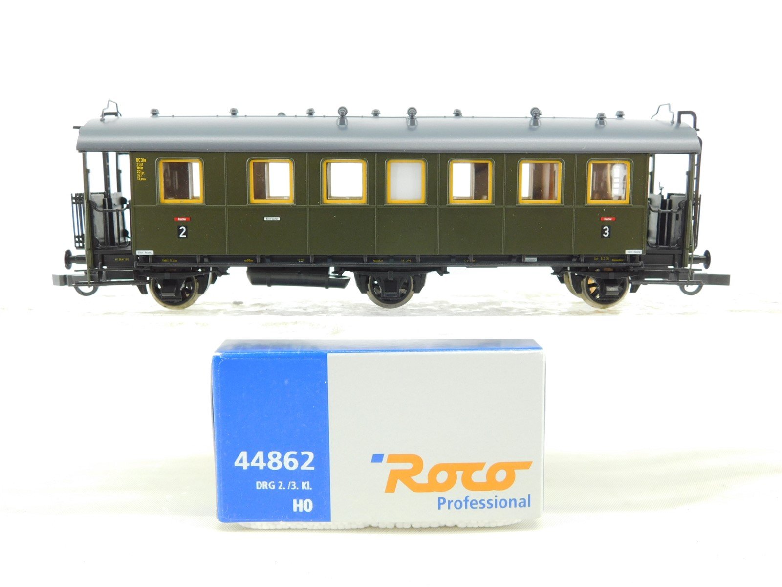 HO Roco Professional 44862 DRG German State 2nd/3rd Class Coach Passenger #239