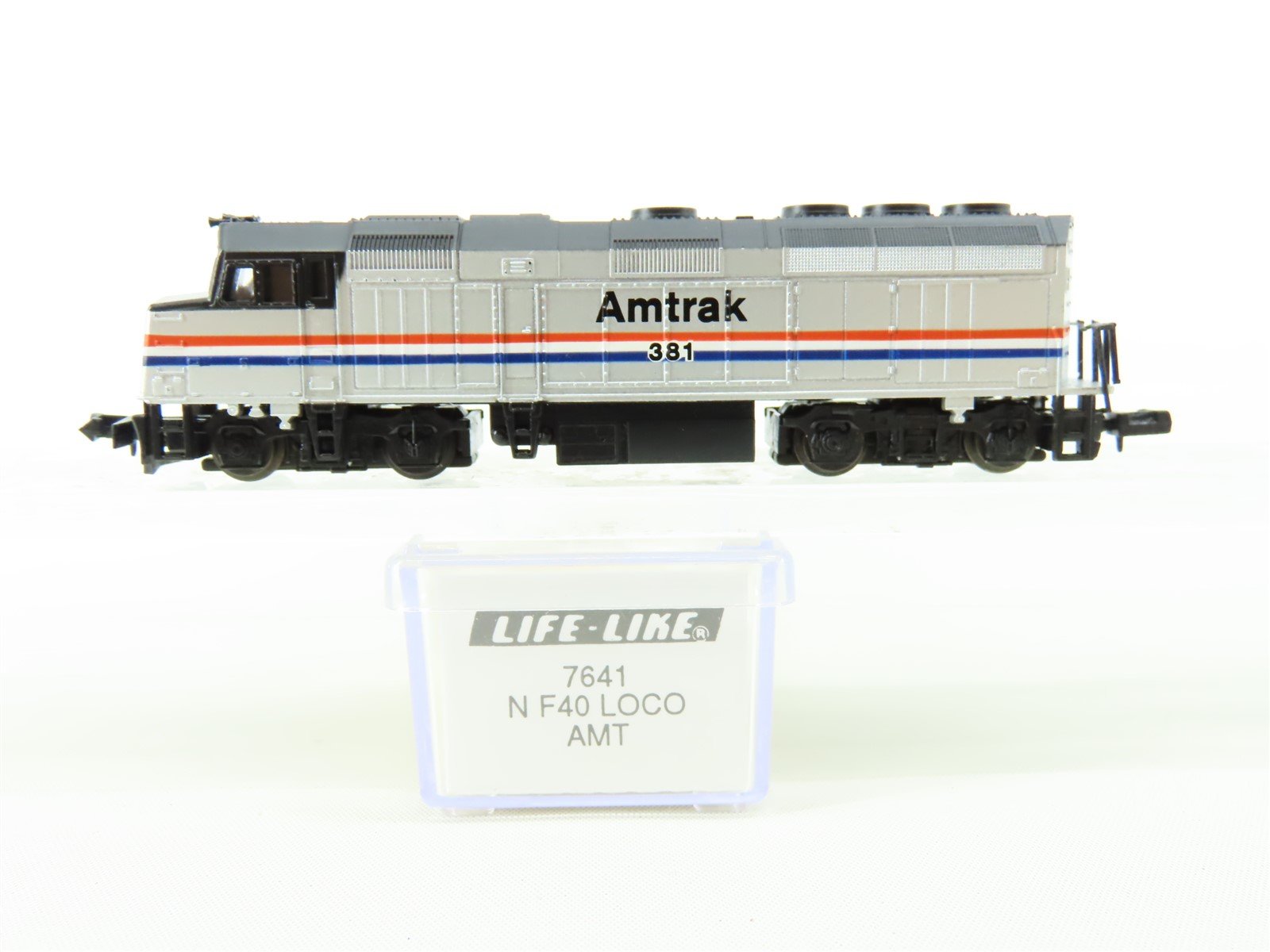 N Scale Life-Like 7641 AMTK Amtrak F40 Diesel Locomotive #381