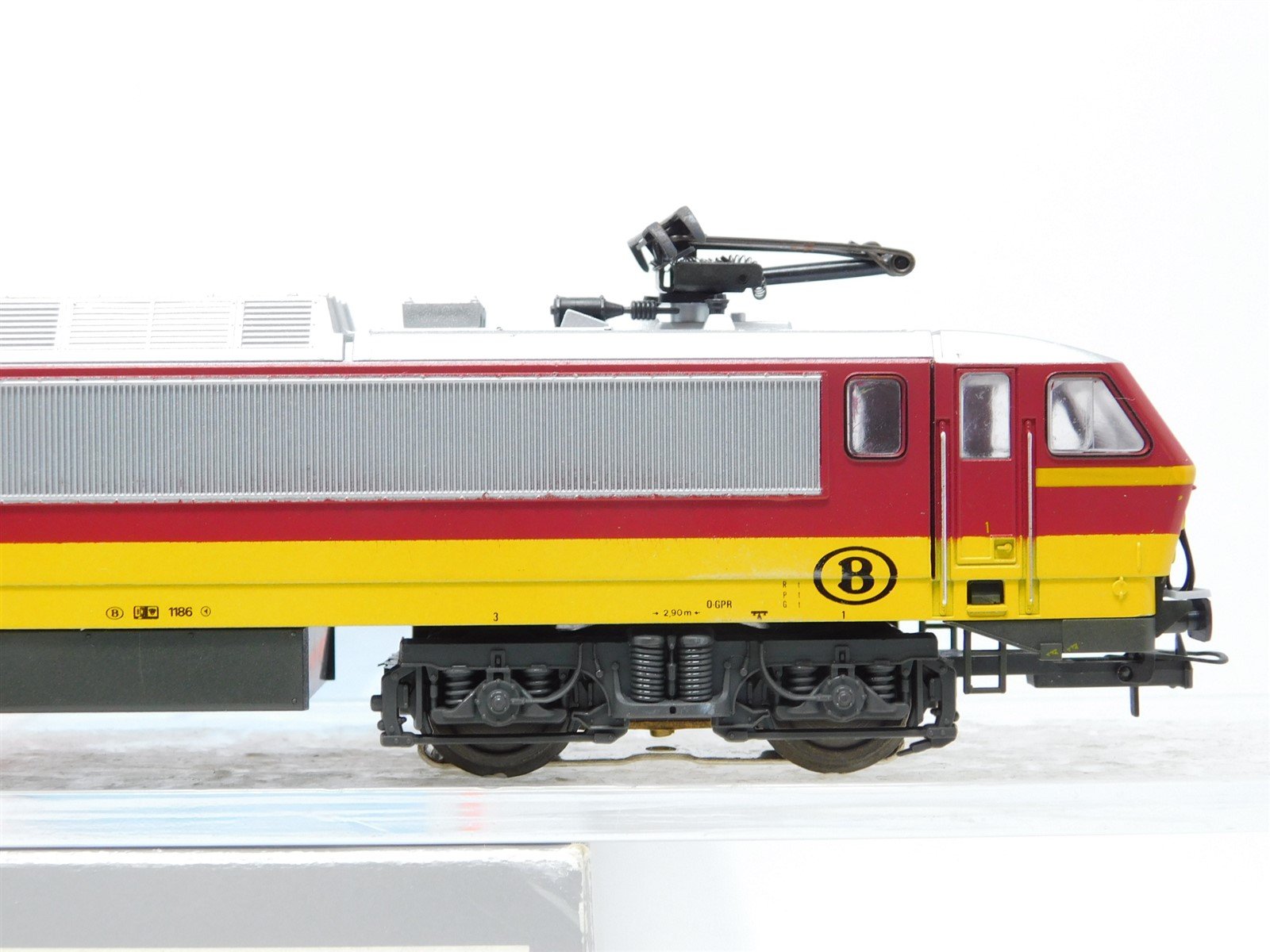 https://modeltrainmarket.com/cdn/shop/products/271436-003jpg_7d17e725-4299-409c-84ee-26edcabec5e7_2000x.jpg?v=1699389533