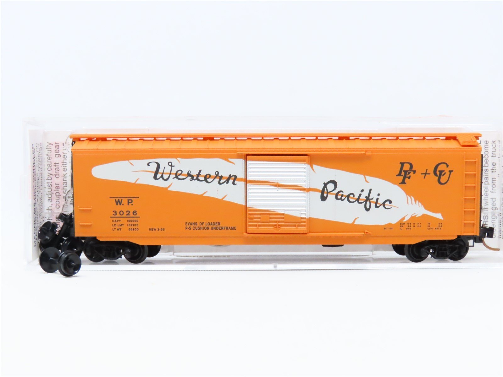 N Scale Micro-Trains MTL 03100290 WP Western Pacific "Feather" 50' Box Car #3026