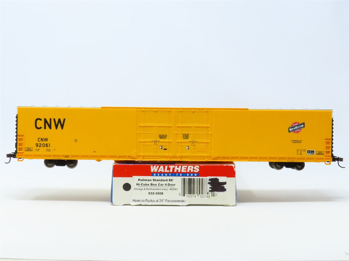 HO Scale Walthers 932-3508 CNW Chicago &amp; Northwestern 4-Door Box Car #92061