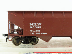 HO Scale Atlas 1866 MILW Milwaukee Road 2-Bay Open Hopper #96385