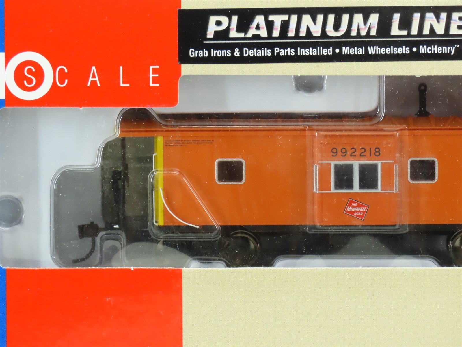 HO Scale Walthers Platinum Line 932-27632 MILW Milwaukee Road Caboose Set 2-Pack