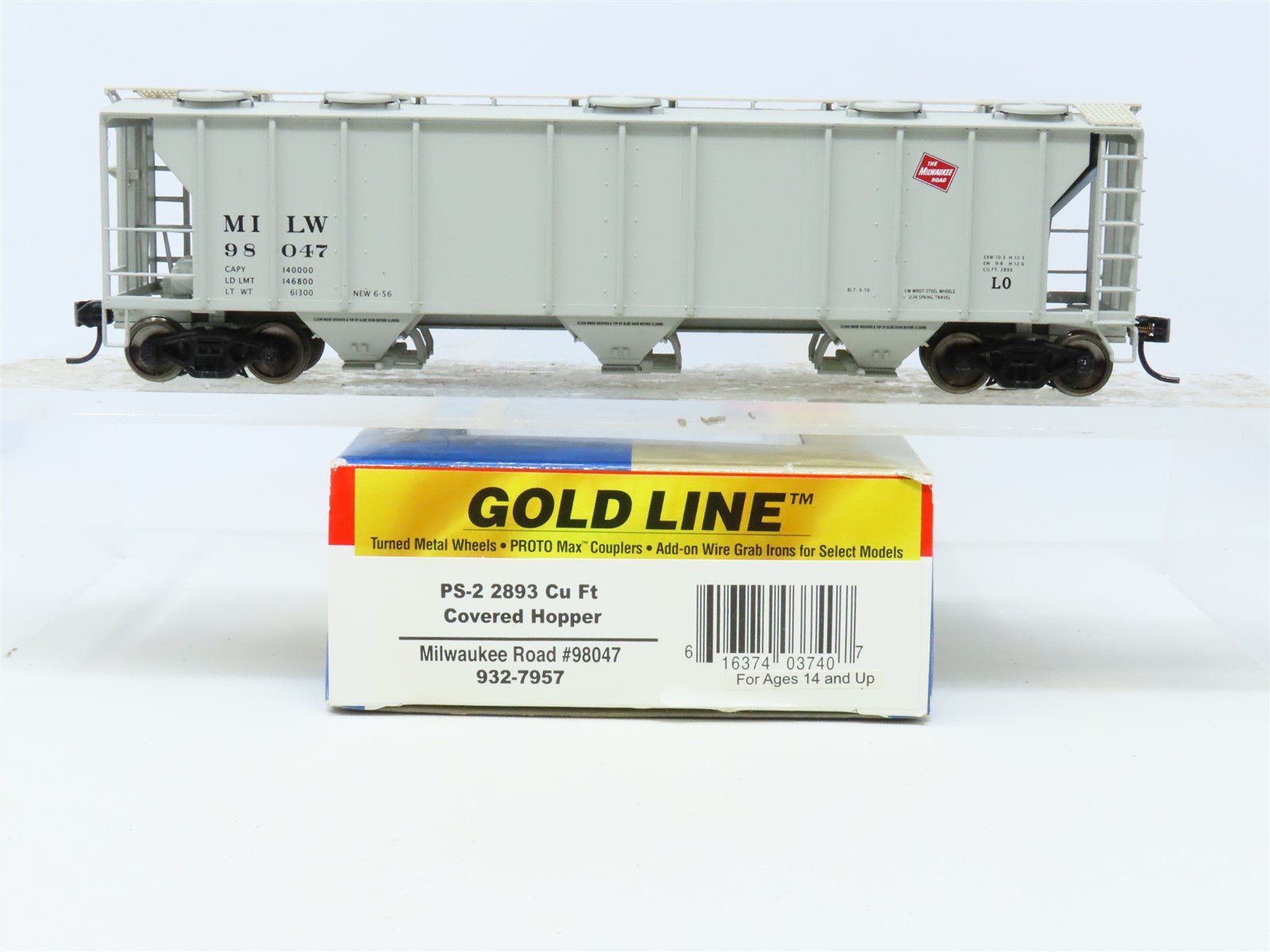 HO Scale Walthers Gold Line 932-7957 MILW Milwaukee Road 3-Bay Hopper #98047