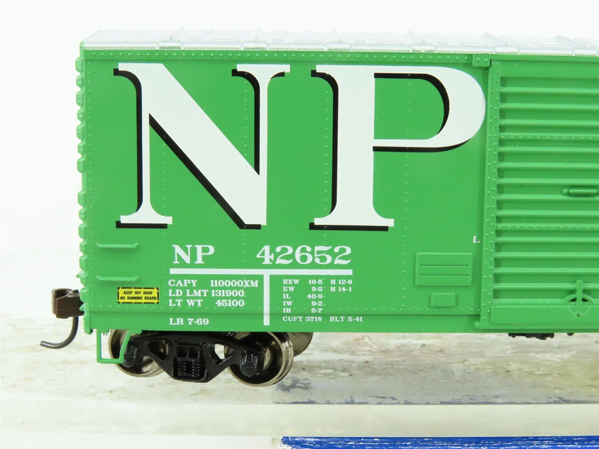 HO Scale Athearn 70118 NP Northern Pacific 40&#39; Modernized Box Car #42652